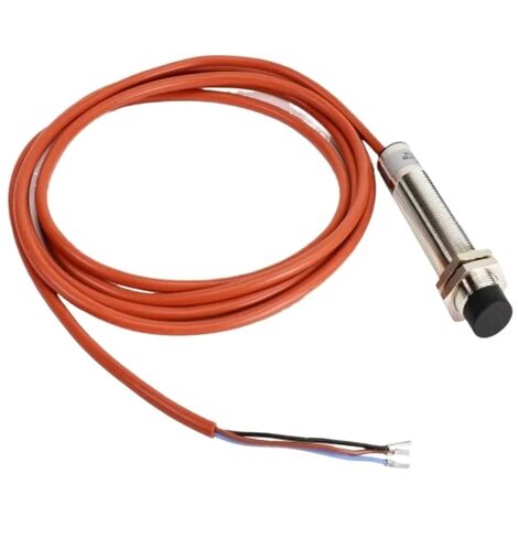 1pcs NI8-M18-AP6X/S120 NI8-M18-AN6X/S120 Sensor(NI8-M18-AN6X S120) in Saudi Arabia
