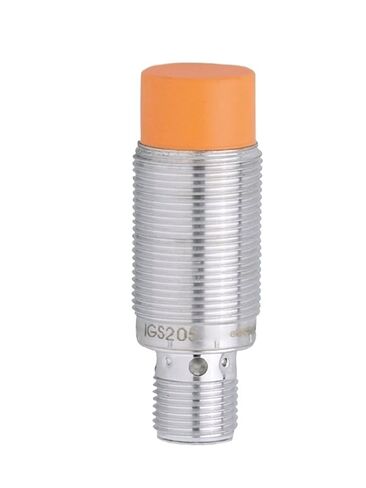1pcs IGS205 DC PNP Inductive Sensor in Saudi Arabia