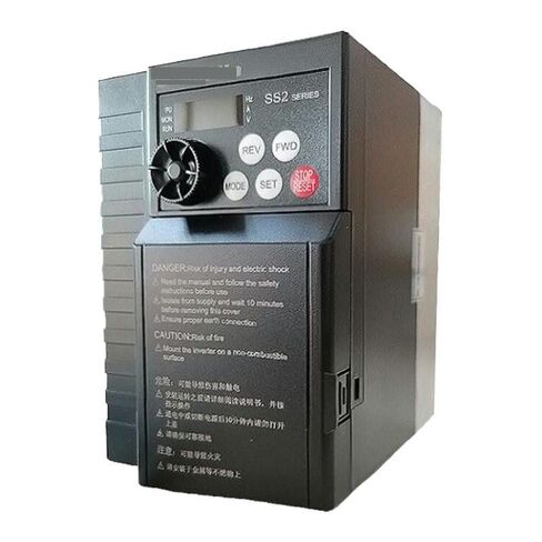 1 قطعة SS2-021-1.5K 1.5KW 220V محول التردد مختومة في الصندوق in Kuwait