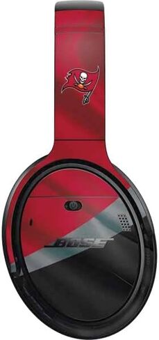 غلاف صوتي من Skinit متوافق مع سماعات الرأس Bose QuietComfort 35 - تصميم Tampa Bay Buccaneers المرخص رسميًا من الدوري الوطني لكرة القدم الأمريكية in Saudi Arabia