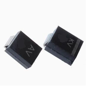 SMBJ9.0CA/9.0A أحادي الاتجاه/ثنائي الاتجاه 9V0 TVS ديود كود AV/KV 20 قطعة (SMBJ9.0A) in Kuwait