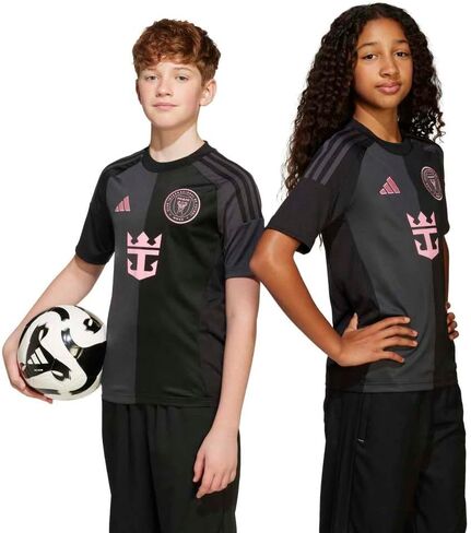 جيرسي adidas Inter Miami 25/26 Messi Youth Away - قميص كرة قدم مستدام مع نسيج AEROREADY الماص للرطوبة in Kuwait