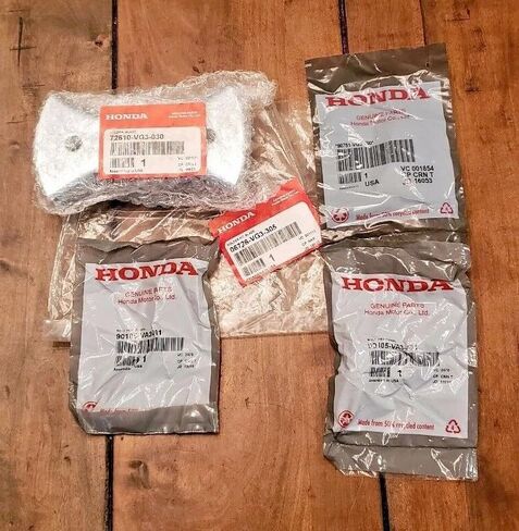 Blade Holder Kit HRR216 HRX217 HRS216 HRT216 06726-VG3-305 Genuine Replacement for HONDA OEM in Saudi Arabia