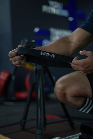 Deadlift Straps, Professional Weight Lifting Wrist Straps, Multipurpose, Heavy Duty Cotton, Black in Saudi Arabia
