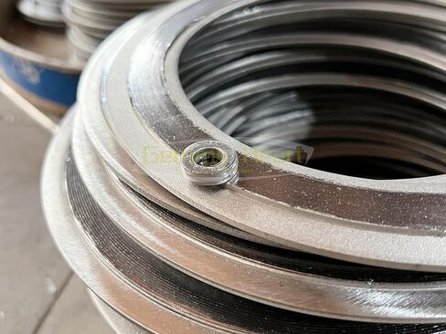 حشية جرح حلزونية من GemmySeal مع حلقة داخلية وخارجية 321SS، مملوءة بالجرافيت، 5 قطع 8 بوصة DN200-1500lb in Kuwait