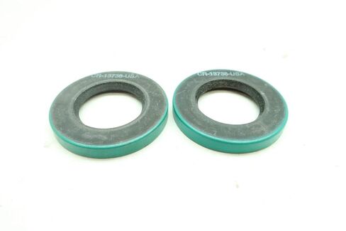 LOT of 2 CR CHICAGO RAWHIDE 13738 Oil Seal 1-3/8IN X 2-3/8IN X 5/16IN in Saudi Arabia