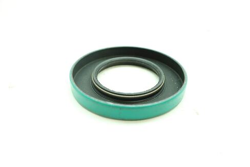 LOT of 2 CR CHICAGO RAWHIDE 13738 Oil Seal 1-3/8IN X 2-3/8IN X 5/16IN in Saudi Arabia