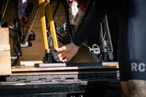 حوامل شوكة ذات قفل علوي من RockyMounts DropTop... للشاحنة in Kuwait