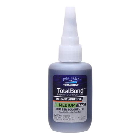 غراء TotalBoat TotalBond أسود متوسط ​​CA | لاصق غراء سيانوأكريليت فائق الجودة مقوى بالمطاط للأعمال الخشبية، وملء الفجوات، وبناء RC، ونماذج الهوايات | أسود، 2 أونصة in Saudi Arabia