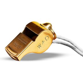 صافرة نحاسية مع حلقة سلسلة مفاتيح - صافرة عالية الصوت بقوة 114 ديسيبل للمدربين والحكام والمتنزهين ومعدات الشرطة - تصميم ضابط مدفعية أصلي من الحرب العالمية الأولى - معدات نجاة في حالات الطوارئ مصنوعة في المملكة المتحدة من شركة Kings County Tools in Kuwait