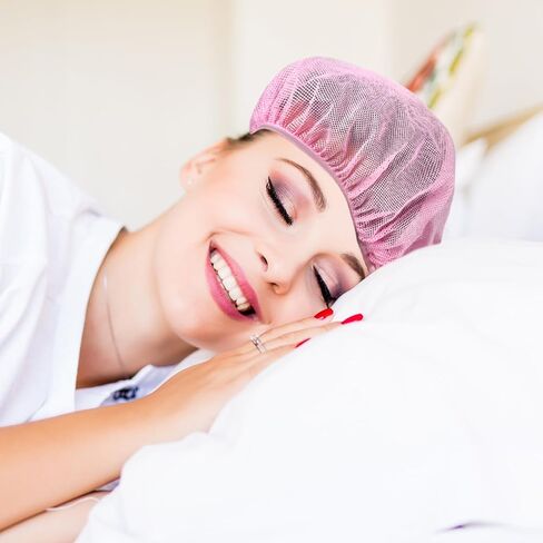 شبكات شعر للنوم، 4 قطع من قبعات النوم للنساء، شبكة شعر شبكية ليلية مجعدة بشريط مطاطي، شبكة نوم قابلة للتنفس، غطاء للنوم، غطاء شعر للنوم للشعر المجعد (أسود، وردي) in Saudi Arabia
