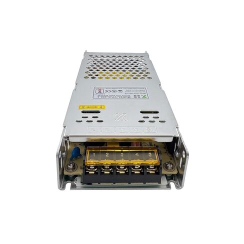 Youyi YY-D-200-5 مصدر طاقة AC / DC مغلق | (مفتاح يدوي) محول عالمي 5 فولت 40 أمبير 200 وات لإضاءة LED ومعدات الصوت والصورة والاستخدام الصناعي | مدخل 110 فولت/220 فولت | الزائد وحماية درجة الحرارة الزائدة in Kuwait