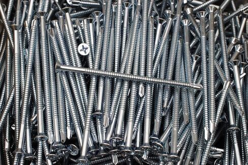 (100) Phillips Flat Head 1/4 x 5 Self-Drilling #14 Tek Screws Zinc Plated in Saudi Arabia