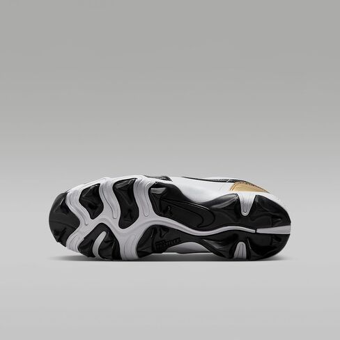 Jordan 1 Low Little/Big Kids' Cleats (HF6885-701, Metallic Gold/White/Black) Size 4 in Saudi Arabia