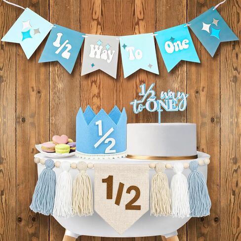 1/2 عيد ميلاد صبي نصف زخارف عيد ميلاد - 4 مساءً بحفلة زرقاء مدتها 6 أشهر مع 1/2 طريق إلى لافتة واحدة ، لافتة في منتصف الطريق ، الكعكة توبيبر وقبعة لمدة 6 أشهر رضيع صور تصوير in Kuwait