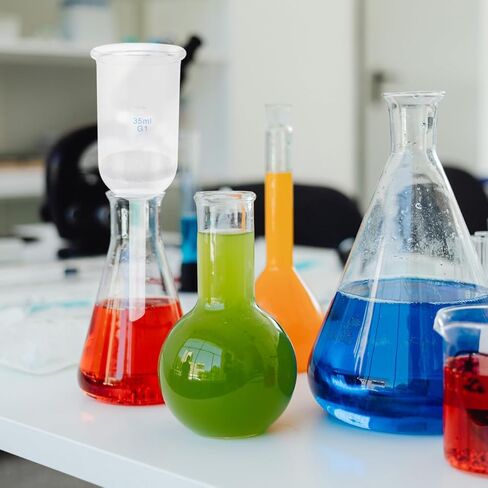 GARVALON Glass Filtering Funnel Acid-Resistant Sand Funnel 35ml G1 Laboratory Glassware for Chemical Experiments and Filtration Tasks in Kuwait