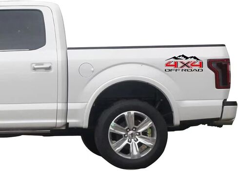 قطعتان من ملصقات الطرق الوعرة 4x4 مع جبل بجانب سرير الشاحنة (أحمر وأسود) in Kuwait