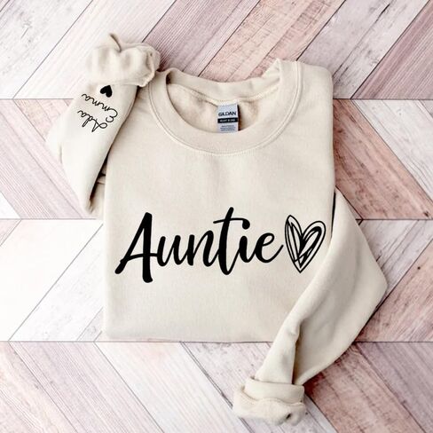 Custom Auntie Sweatshirt for Women, Personalized Heart Design Pullover, for Aunt on Mother’s Day, Cozy Aunt Crewneck, Stylish Sweater, Christmas in Saudi Arabia