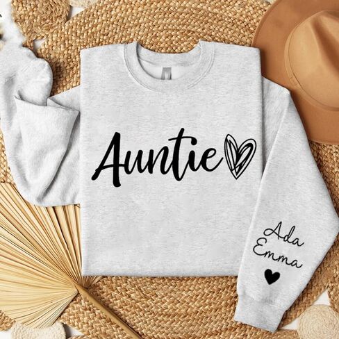 Custom Auntie Sweatshirt for Women, Personalized Heart Design Pullover, for Aunt on Mother’s Day, Cozy Aunt Crewneck, Stylish Sweater, Christmas in Saudi Arabia