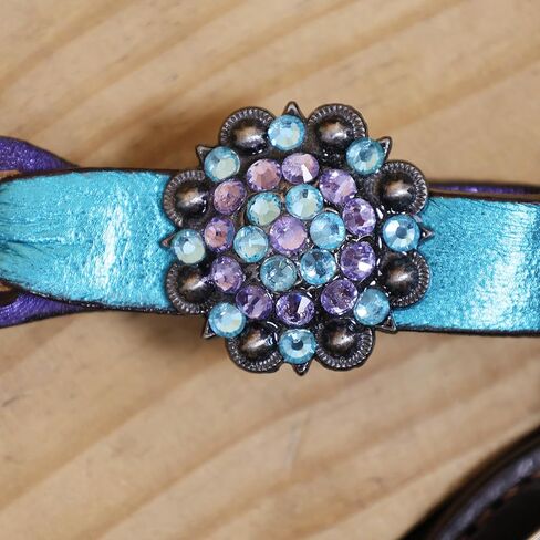 مجموعة من الجلد الغربي وطوق للصدر مع ضفائر ملتوية معدنية أرجوانية وزرقاء مخضرة، حجر الراين بيري كونكو، جلد البقر الأرجنتيني الأصلي in Kuwait