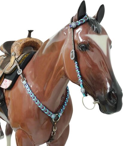 مجموعة من الجلد الغربي وطوق للصدر مع ضفائر ملتوية معدنية أرجوانية وزرقاء مخضرة، حجر الراين بيري كونكو، جلد البقر الأرجنتيني الأصلي in Kuwait