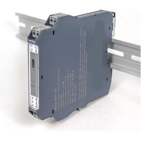 جهاز إرسال معزول لإشارة تركيب السكك الحديدية تيار مستمر إلى 0-10 فولت عازل إشارة الجهد التناظري 2 في 2 خارج (4-20MA in_220V_4-20MA) in Kuwait