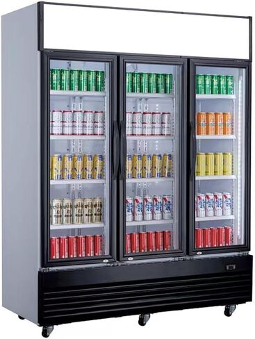 ثلاجة تجارية زجاجية بثلاثة أبواب متأرجحة NSF مبرد عرض المشروبات مبرد المشروبات، معتمد من ETL، NSF، قائم، سعة 69 قدم مكعب، عرض 74 بوصة، لوحة عرض علوية 110 فولت CLG-1320BF in Kuwait