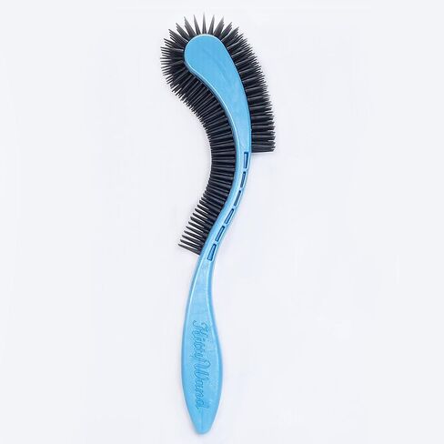 (Pink) Innovative brush design provides nurturing stress free grooming. Multi brush contours soothes while removing hair. For a happy cats. in Saudi Arabia