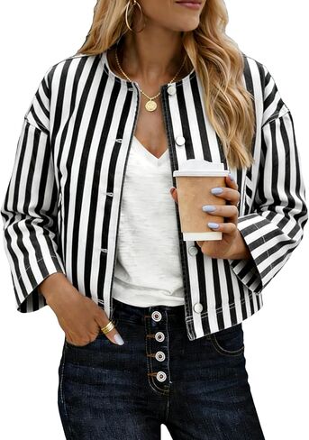 سترات نسائية مخططة قصيرة بياقة دائرية وأزرار سفلية ومعاطف كبيرة الحجم ملابس خارجية مع جيوب in Kuwait