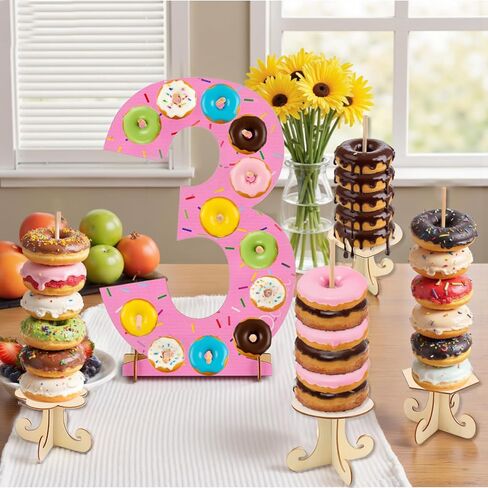 مجموعة من 5 قطع من حامل الدونات، حامل عرض جداري على شكل دونات خشبي مع 4 قطع حامل برج الدونات، حامل لوح الدونات لطاولة الحلوى وحفلات الزفاف وأعياد الميلاد وحفلات استقبال المولود الجديد (رقم 3) in Kuwait