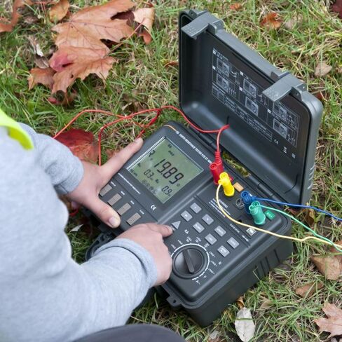 أدوات PCE، جهاز اختبار الأرض/المقاومة المحمول PCE‑ET5000 لأنظمة التأريض والإضاءة، يقيس 0.02Ω–20kΩ، وظيفة الذاكرة، مساعد الأسلاك المرئية والبطارية/التيار الكهربائي in Kuwait