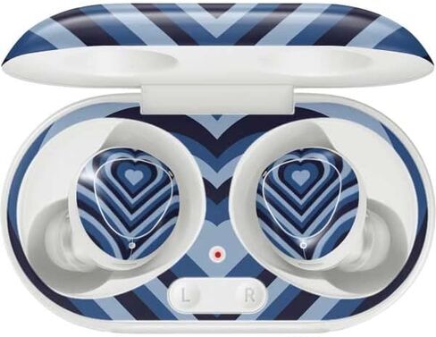 غلاف صوتي من Skinit متوافق مع Samsung Galaxy Buds+ - تصميم بنمط قلب أزرق مرخص رسميًا ومصمم في الأصل in Saudi Arabia