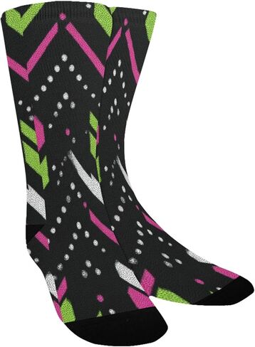 جوارب Bold Geo Motif للمشي لمسافات طويلة - جوارب شتوية حرارية سميكة دافئة للأولاد والبنات الصغار للمدرسة، والارتداء اليومي والأنشطة الخارجية in Kuwait