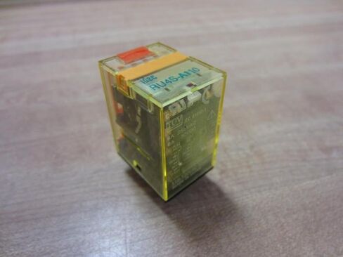 IDEC RU4S-A110 110 VAC Coil Voltage, 4 Poles 4PDT, 50/60 HZ, Plain Style, Plug in Terminal, RU Series, Universal Relay in Saudi Arabia