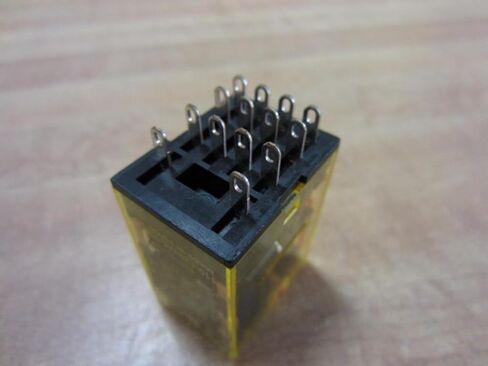 IDEC RU4S-A110 110 VAC Coil Voltage, 4 Poles 4PDT, 50/60 HZ, Plain Style, Plug in Terminal, RU Series, Universal Relay in Saudi Arabia