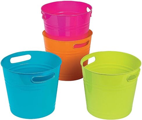 مجموعة دلو بلاستيكية ملونة زاهية مقاس 9 1/2 بوصة × 8 1/2 بوصة من Fun Express - 4 قطع، رائعة لعيد الفصح والحرف اليدوية وتخزين الفصول الدراسية والفرز والمنزل in Kuwait