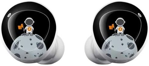 غلاف صوتي من Skinit متوافق مع Samsung Galaxy Buds+ - تصميم رائد فضاء بيتكوين مرخص رسميًا ومصمم في الأصل من Skinit in Saudi Arabia
