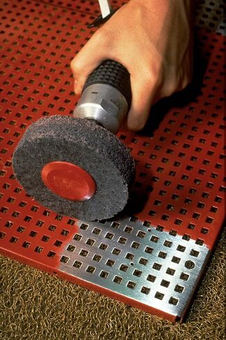 Cubitron Clean and Strip Unitized Wheel, Silicon Carbide, 35100 rpm, 1 inch Diameter x 1 in Width, 3/16 in Arbor, 7S Extra Coarse Grit (Pack of 50) in Saudi Arabia