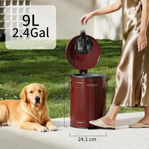 سلة مهملات فضلات الكلاب من MRBIN مع غطاء، سلة نفايات مستديرة للحيوانات الأليفة في الهواء الطلق سعة 9 لتر/2.4 جالون مع دواسة، سطل قمامة بدون لمس للفناء الخارجي، الفناء، المرآب، تصميم مخطط روماني أحمر in Kuwait