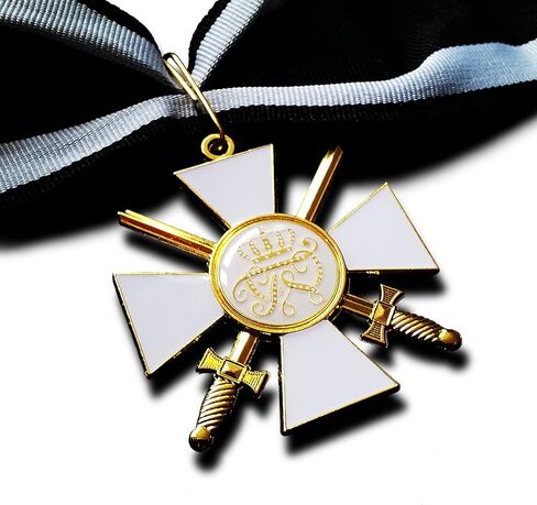Order of The Red Eagle 2nd Class with WW1 German Medal Military Repro in Saudi Arabia