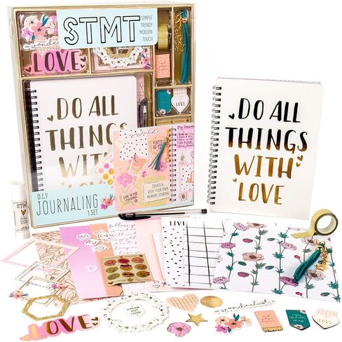 STMT D.I.Y. مجموعة Sketch & Journal Set ، مؤلف دفتر غير مبني من 200 صفحة ، يتضمن 10 أقلام هلام ، وملصقات ثلاثية الأبعاد ، وحقائب التخزين ، وكرات رسم ومذكرات لطيف ، و Girls Journal Kit in Kuwait