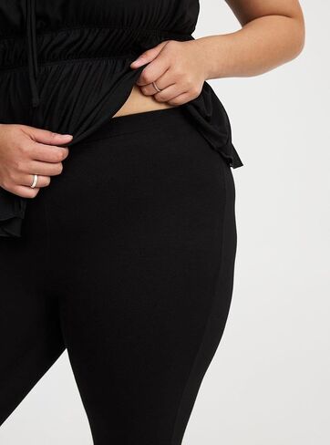 طماق Torrid النسائية ذات الحجم الكبير - طماق ممتازة كاملة الطول in Saudi Arabia