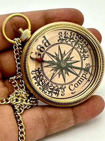 بوصلة جيب نحاسية منقوشة بالكتاب المقدس - "سأرشدك" مزمور 32: 8 | هدية دينية للرجال والأولاد in Kuwait