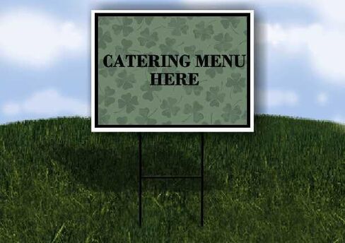 قائمة تقديم الطعام هنا عيد القديس باتريك، البرسيم الأيرلندي الداكن، أسهم اتجاهية على شكل حرف A، مزدوجة الجوانب مقاس 23 × 23 بوصة. in Kuwait