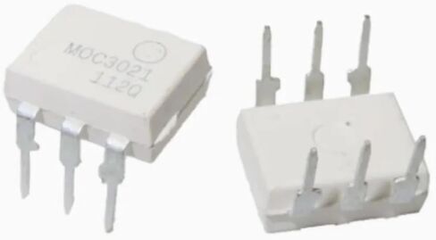 100Pcs MOC3021 DIP-6 IC in Saudi Arabia