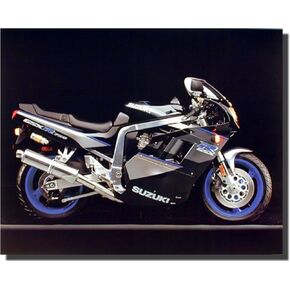 ملصق لدراجة نارية سوزوكي GSXR 750 الرياضية لتزيين الحائط (16 × 20) in Kuwait