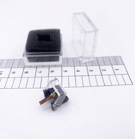 Generic Diamond Replacement Stylus For Philips Gp400 II 401 II 500 II 946 D65 422 II Turntable LP Vinyl Record Cartridges Accessories in Saudi Arabia
