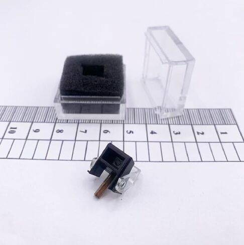 Generic Diamond Replacement Stylus For Philips Gp400 II 401 II 500 II 946 D65 422 II Turntable LP Vinyl Record Cartridges Accessories in Saudi Arabia
