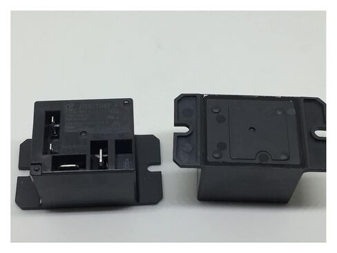 تتابع 10 قطعة JQX-105F-4-012D-1HS JQX-105F-4 012D-1HS 30A HF105F-4-012D-1HS in Saudi Arabia