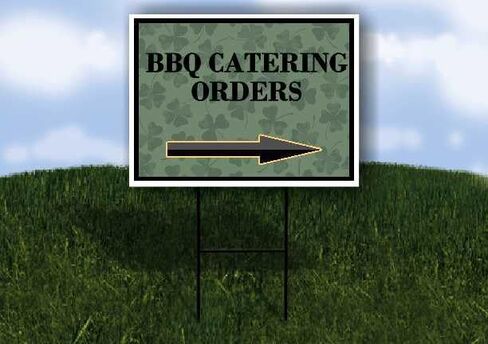 طلبات تقديم الطعام للشواء، يوم القديس باتريك، البرسيم الأيرلندي الداكن، أسهم اتجاهية، إطار مزدوج الجوانب، مقاس 23 × 23 بوصة. in Kuwait